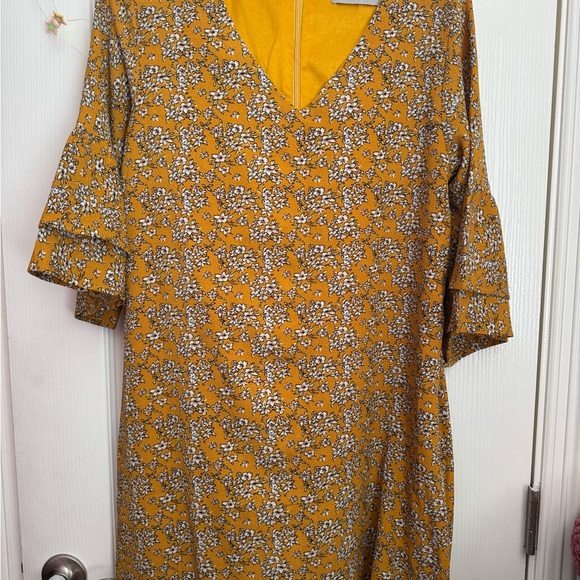 Belongsci Dresses & Skirts - Floral Mustard Dress